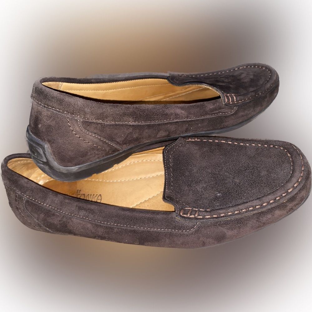 Minnetonka Square Toe Comfort Loafer Shoes Size 9.5 Brown Suede Preppy Loafers